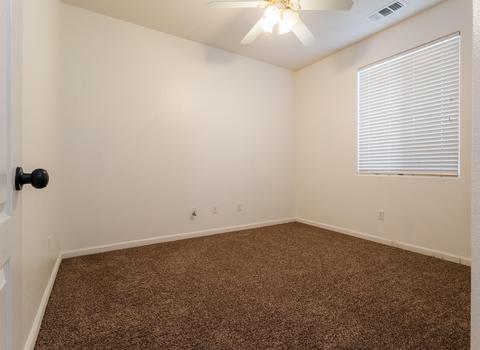 4001 E Cambridge Ave, Visalia, CA 93292 photo 21