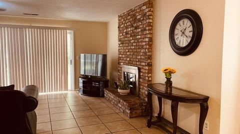 464 S Randle St, Tulare, CA 93274 photo 6