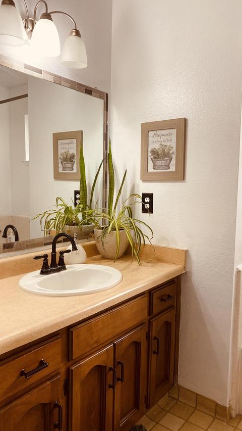 464 S Randle St, Tulare, CA 93274 photo 12