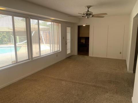 1346 W Iris Ave, Visalia, CA 93277 photo 6