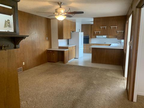 1346 W Iris Ave, Visalia, CA 93277 photo 5
