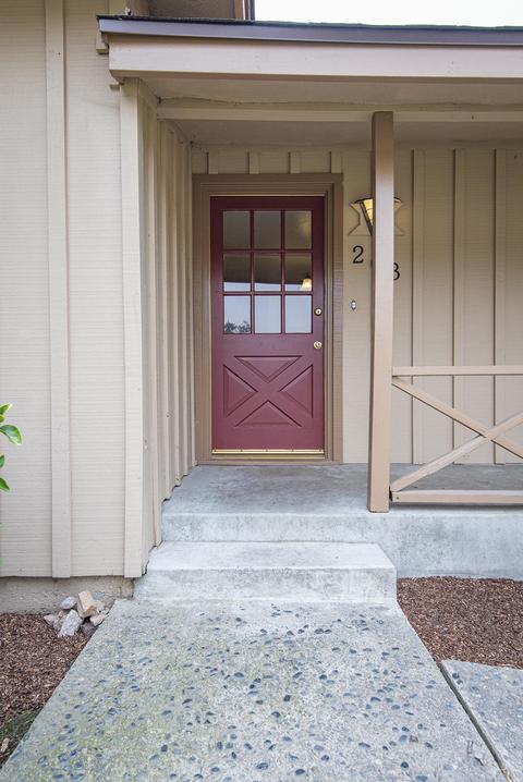 203 E Gannon Dr, Tulare, CA 93274 photo 6