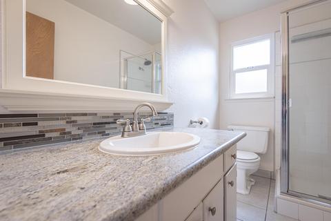 203 E Gannon Dr, Tulare, CA 93274 photo 23