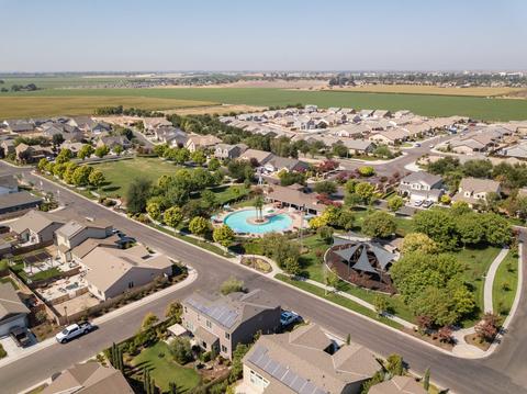 1503 Softwind Dr, Tulare, CA 93274 photo 5