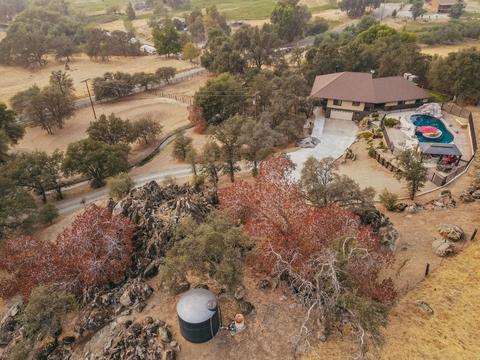 33905 Globe Dr, Springville, CA 93265 photo 2