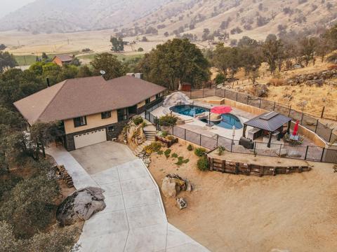 33905 Globe Dr, Springville, CA 93265 photo 4