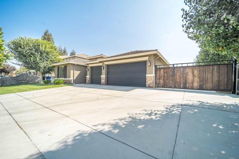 2945 E Sierra Ave, Tulare, CA 93274 photo 2