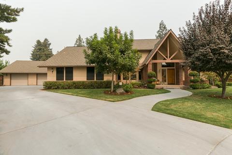 2520 E Harvard Ct, Visalia, CA 93292 photo 1
