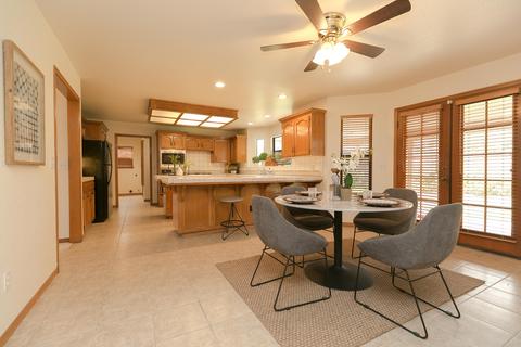 2520 E Harvard Ct, Visalia, CA 93292 photo 9