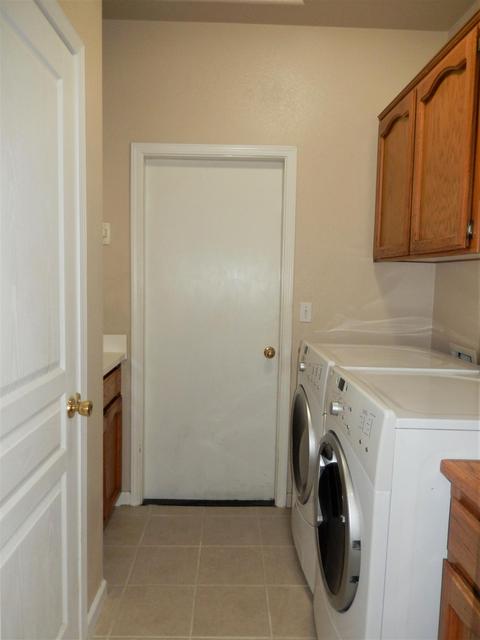 1227 E Copper Ct, Visalia, CA 93292 photo 28