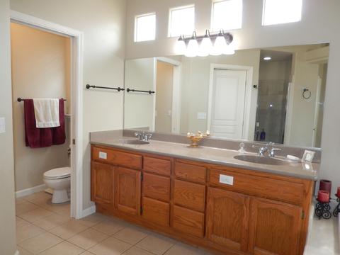 1227 E Copper Ct, Visalia, CA 93292 photo 14