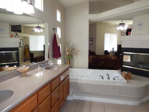 1227 E Copper Ct, Visalia, CA 93292 photo 15