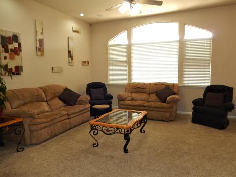 1227 E Copper Ct, Visalia, CA 93292 photo 8