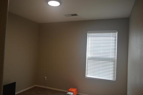 314 S Sol Ct, Visalia, CA 93292 photo 8