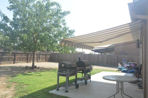 314 S Sol Ct, Visalia, CA 93292 photo 4