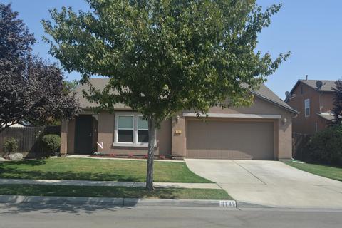 314 S Sol Ct, Visalia, CA 93292 photo 2