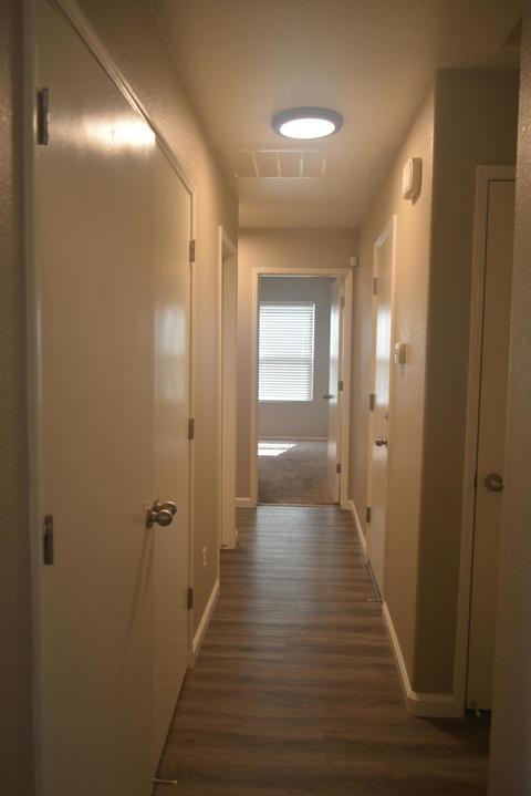 314 S Sol Ct, Visalia, CA 93292 photo 7