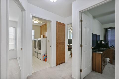 536 E Ferguson Ct, Visalia, CA 93292 photo 13