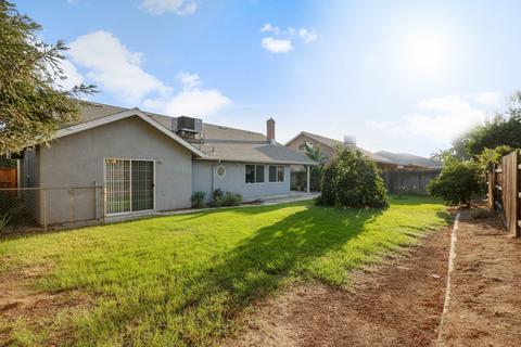536 E Ferguson Ct, Visalia, CA 93292 photo 28