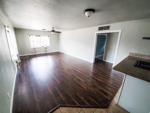 112 W Walnut Ave, Visalia, CA 93277 photo 4