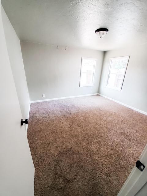112 W Walnut Ave, Visalia, CA 93277 photo 15