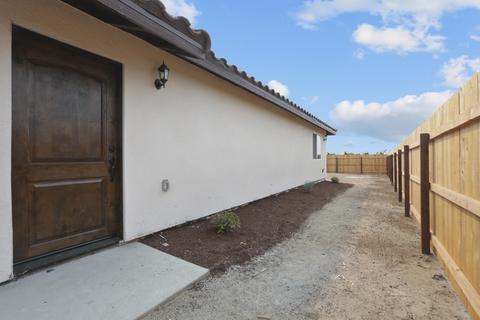2089 N Spruce Rd, Exeter, CA 93221 photo 3