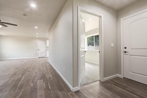 2089 N Spruce Rd, Exeter, CA 93221 photo 9