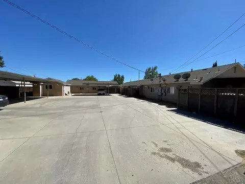 406 Baker St, Coalinga, CA 93210 photo 14