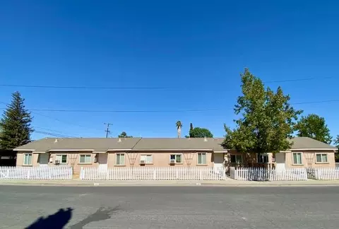 406 Baker St, Coalinga, CA 93210 photo 2