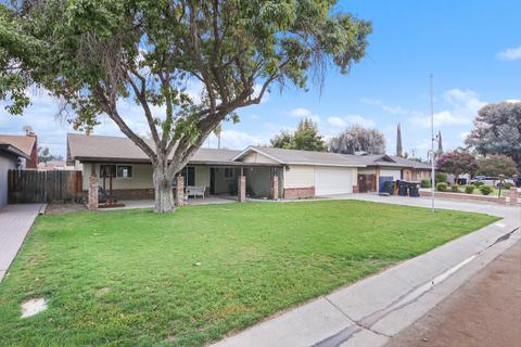 3532 W Iris Ave, Visalia, CA 93277 photo 2