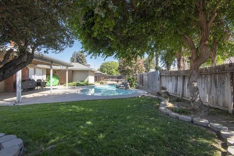 695 E Ann Dr, Reedley, CA 93654 photo 27