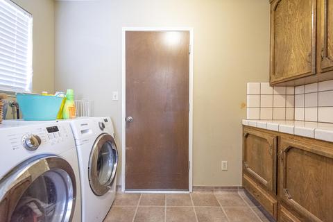 695 E Ann Dr, Reedley, CA 93654 photo 23