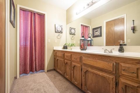 695 E Ann Dr, Reedley, CA 93654 photo 18