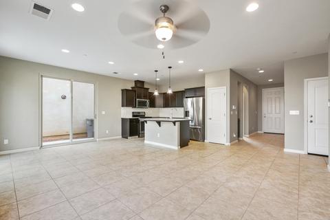 3061 Glacier Ln, Clovis, CA 93619 photo 18