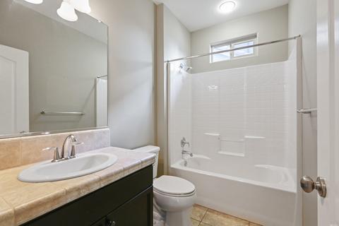 3061 Glacier Ln, Clovis, CA 93619 photo 10