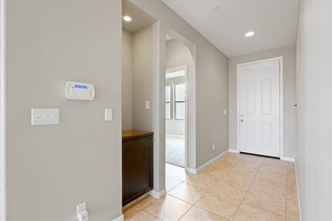 3061 Glacier Ln, Clovis, CA 93619 photo 7