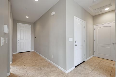 3061 Glacier Ln, Clovis, CA 93619 photo 11
