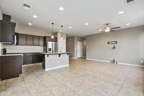 3061 Glacier Ln, Clovis, CA 93619 photo 19