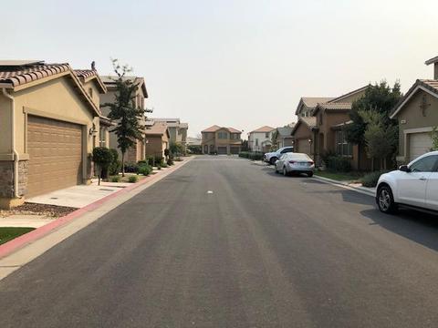 3061 Glacier Ln, Clovis, CA 93619 photo 4