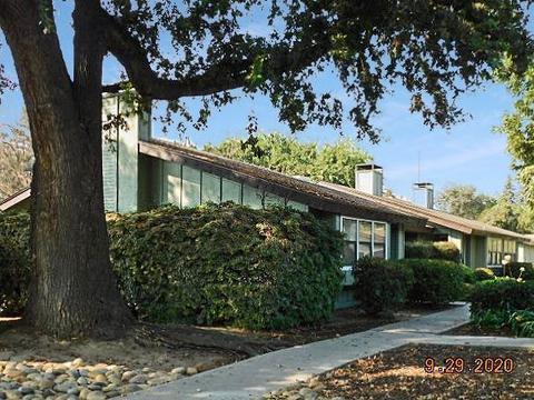 1830 E Vassar, Visalia, CA 93291 photo 1
