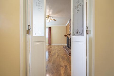 244 W Beech Ave, Visalia, CA 93277 photo 7