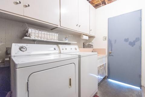 244 W Beech Ave, Visalia, CA 93277 photo 43