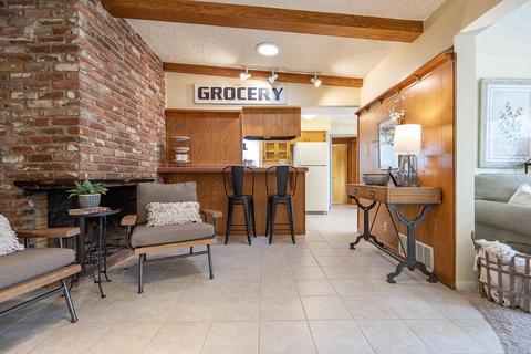 244 W Beech Ave, Visalia, CA 93277 photo 18