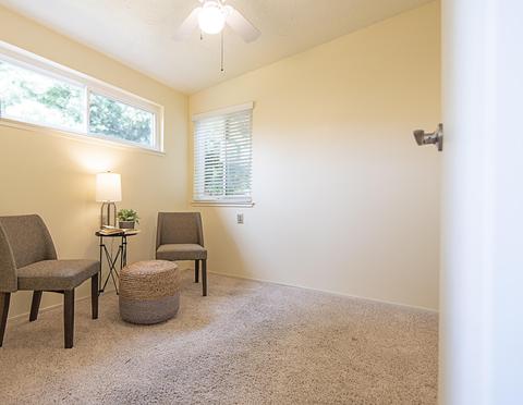 244 W Beech Ave, Visalia, CA 93277 photo 14