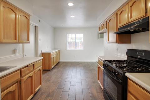 558 Glenn Ave, Exeter, CA 93221 photo 10