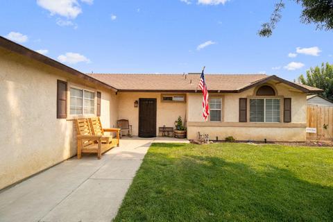 762 Valencia Ave, Lemoore, CA 93245 photo 2