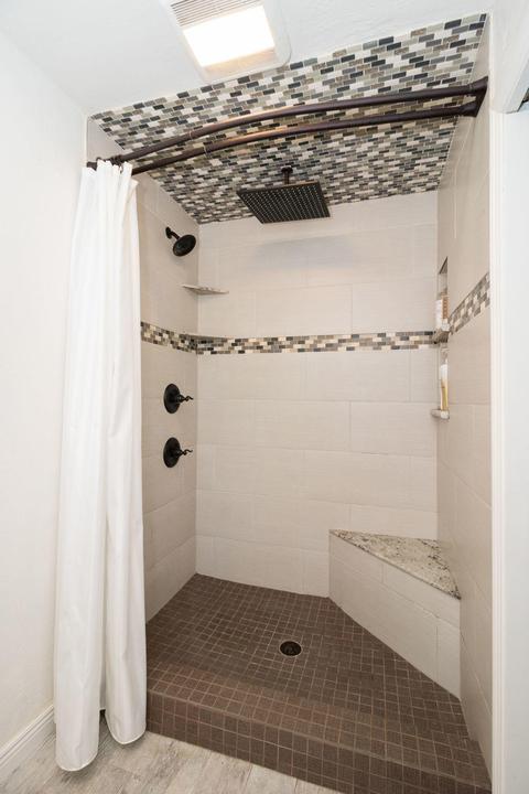 762 Valencia Ave, Lemoore, CA 93245 photo 13