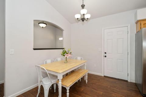 762 Valencia Ave, Lemoore, CA 93245 photo 7