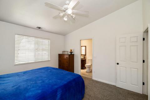 762 Valencia Ave, Lemoore, CA 93245 photo 11