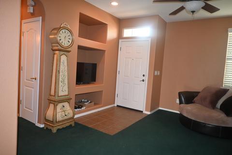 1676 Glen Dunbar Ln, Clovis, CA 93619 photo 15